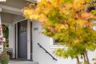 590 66th St, Oakland, CA 94609 - Photo 44