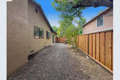 533 Eagle Nest Dr, Martinez, CA 94553 - Photo 44