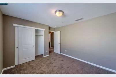 723 Phillipi Way, Sacramento, CA 95838 - Photo 28
