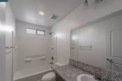 723 Phillipi Way, Sacramento, CA 95838 - Photo 16