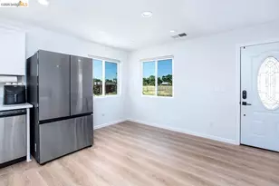 4585 Summer Ave, Olivehurst, CA 95961 - Photo 12