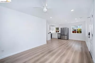 4585 Summer Ave, Olivehurst, CA 95961 - Photo 14