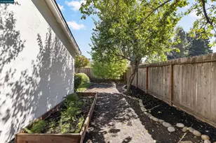 1125 Delta Way, Danville, CA 94526 - Photo 34