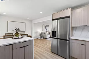 6077 Skyline Blvd, Oakland, CA 94611 - Photo 18