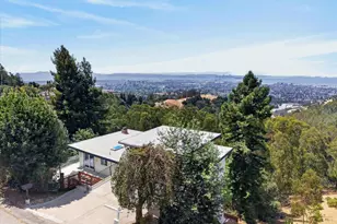 6077 Skyline Blvd, Oakland, CA 94611 - Photo 38