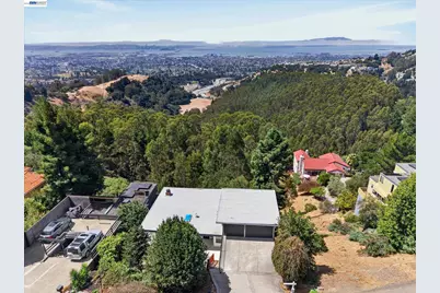 6077 Skyline Blvd, Oakland, CA 94611 - Photo 42