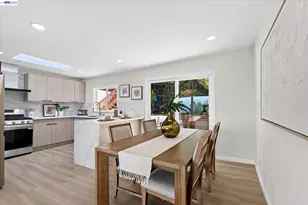 6077 Skyline Blvd, Oakland, CA 94611 - Photo 20