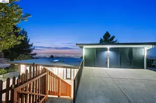 6077 Skyline Blvd, Oakland, CA 94611 - Photo 2