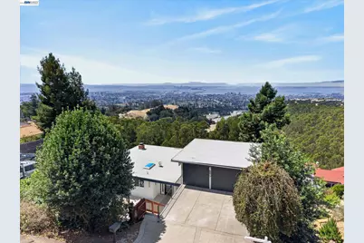 6077 Skyline Blvd, Oakland, CA 94611 - Photo 40