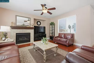 1325 San Lucas Dr, Pittsburg, CA 94565 - Photo 10