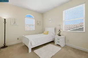 1325 San Lucas Dr, Pittsburg, CA 94565 - Photo 22