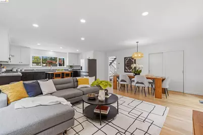 6856 Armour Dr, Oakland, CA 94611 - Photo 10