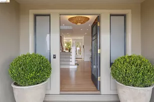 340 San Carlos Ave, Piedmont, CA 94611 - Photo 2