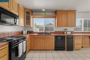 3727 Arlington Cir, Pittsburg, CA 94565 - Photo 12