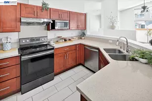 10837 McPeak Ln, Dublin, CA 94568 - Photo 24