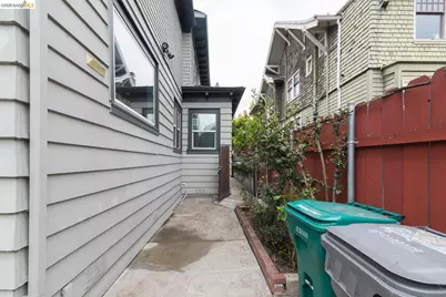 357 Alcatraz Ave, Oakland, CA 94618 - Photo 42