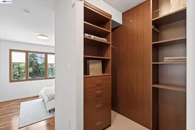 84 Siena Dr, Oakland, CA 94605 - Photo 28