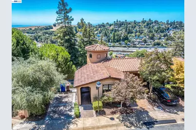 84 Siena Dr, Oakland, CA 94605 - Photo 44