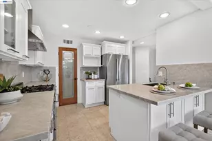84 Siena Dr, Oakland, CA 94605 - Photo 16