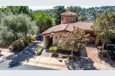 84 Siena Dr, Oakland, CA 94605 - Photo 42