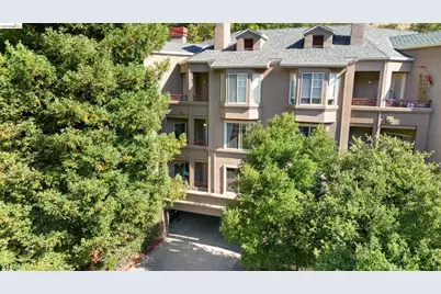 200 Caldecott Ln #206, Oakland, CA 94618 - Photo 24