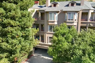 200 Caldecott Ln, Oakland, CA 94618 - Photo 24