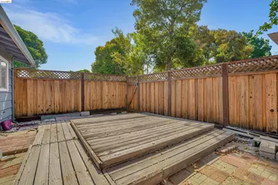 1651 Monterey Dr, Livermore, CA 94551 - Photo 18