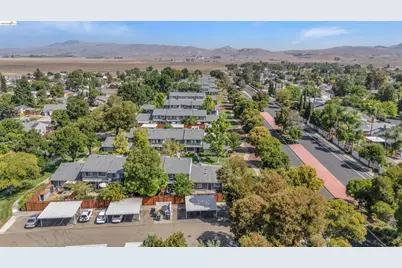 1651 Monterey Dr, Livermore, CA 94551 - Photo 26