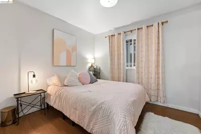 1390 31st St, Oakland, CA 94602 - Photo 18