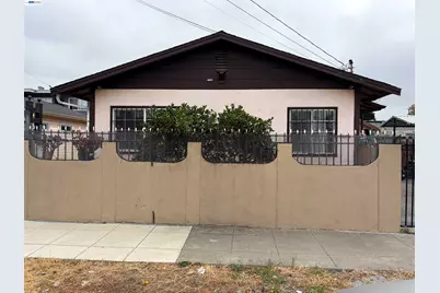 9024 Olive St, Oakland, CA 94603 - Photo 2