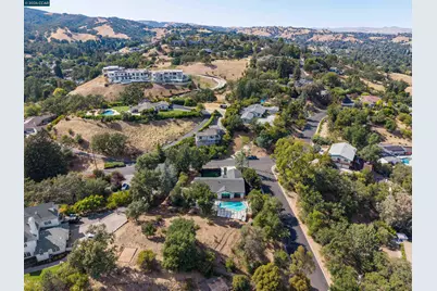 3194 Surmont Dr, Lafayette, CA 94549 - Photo 42