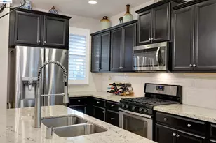 7001 Sitka Ct, Vacaville, CA 95687 - Photo 16