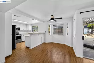 8265 Calla Way, Sacramento, CA 95828 - Photo 26