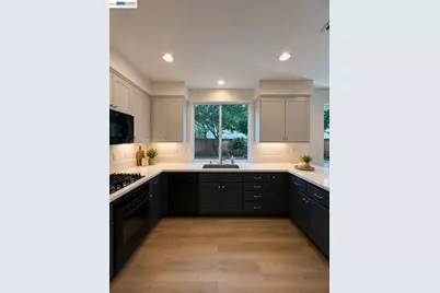 1015 Canyon Oaks Dr, El Sobrante, CA 94803 - Photo 10