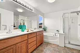 1015 Canyon Oaks Dr, El Sobrante, CA 94803 - Photo 30
