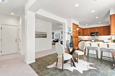 1015 Canyon Oaks Dr, El Sobrante, CA 94803 - Photo 16