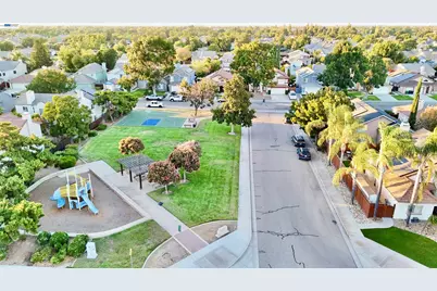 1910 Harvest Landing Ct, Tracy, CA 95376 - Photo 58