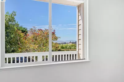 866 Bridgeway Cir, El Sobrante, CA 94803 - Photo 14
