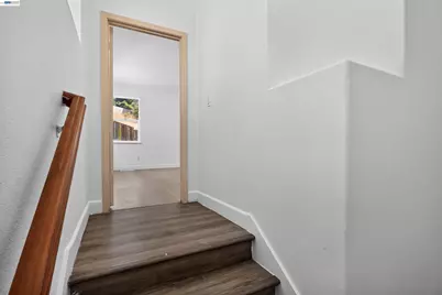 866 Bridgeway Cir, El Sobrante, CA 94803 - Photo 36