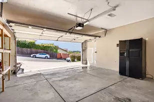 866 Bridgeway Cir, El Sobrante, CA 94803 - Photo 60