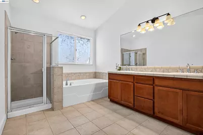 866 Bridgeway Cir, El Sobrante, CA 94803 - Photo 42