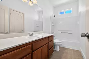 866 Bridgeway Cir, El Sobrante, CA 94803 - Photo 50