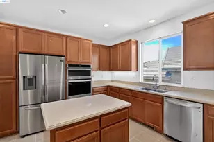866 Bridgeway Cir, El Sobrante, CA 94803 - Photo 26