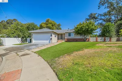 24818 Saint Luke Ct, Hayward, CA 94541 - Photo 2