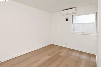 2922 Hillegass Ave #B, Berkeley, CA 94705 - Photo 10