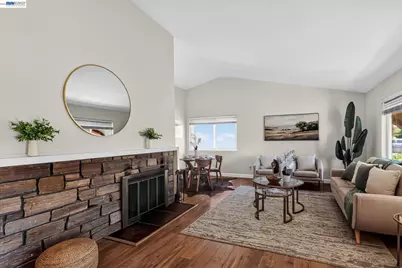 816 Catalina Dr, Livermore, CA 94550 - Photo 4