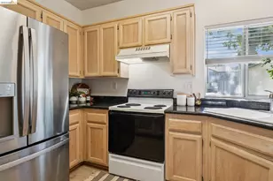 255 Florence Ct, Hercules, CA 94547 - Photo 8