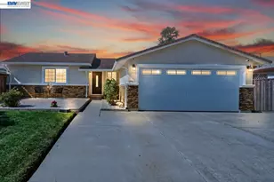 32526 Jacklynn Dr, Union City, CA 94587 - Photo 2