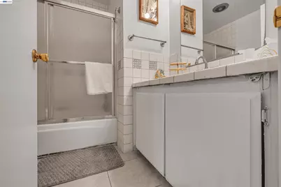 713 Falcon Drive, Vallejo, CA 94589 - Photo 20