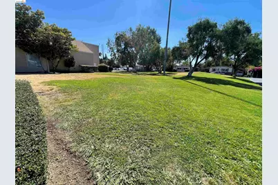 340 Bernauer, Pittsburg, CA 94565 - Photo 36